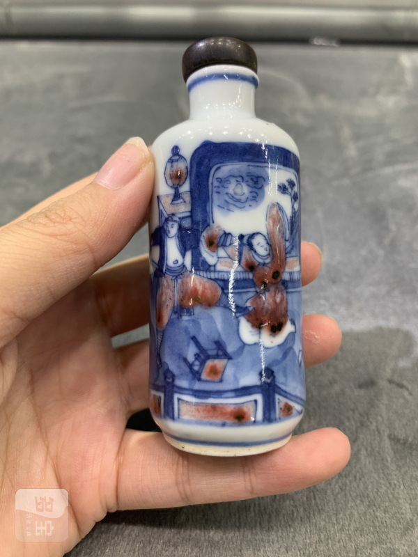 清中期青花釉里红杀妻求将图鼻烟壶 - 图4